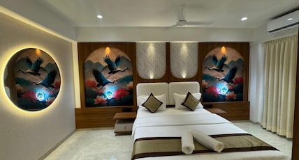 Hotel Shree Krishna Paradise Room Type - DELUXE AC ROOM