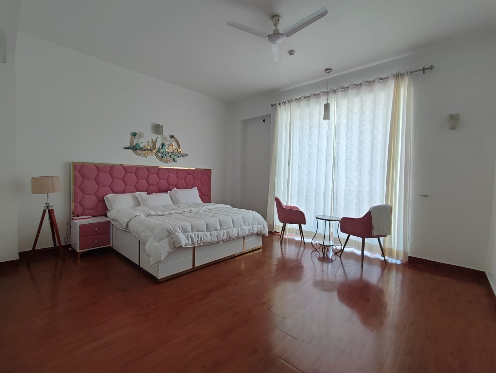 Modern Serviced Apartments - Tap to explore photos