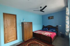 Kailash Home Stay Naddi