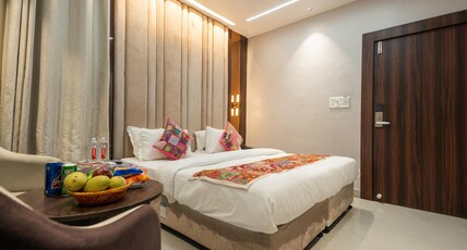 Evara Inn Room Type - Deluxe Room