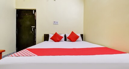 Hotel O by OYO Basera Room Type - Saver Double