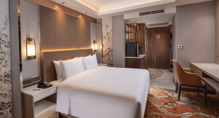 Samala Hotel Bangkok Room Type - PREMIER ROOM KING BED