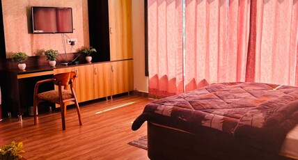 HOME TOWN RESORT Room Type - SUPER DELUXE ROOM