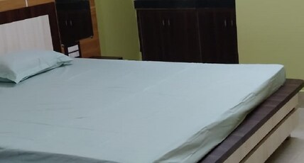 Sai Kutira Lodge Room Type - Deluxe Room AC
