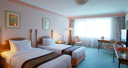 Hanoi Daewoo Hotel Room Type - Club Room Twin Bed