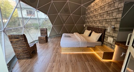 Glamp Kasol Room Type - Luxury Igloo Stays Three