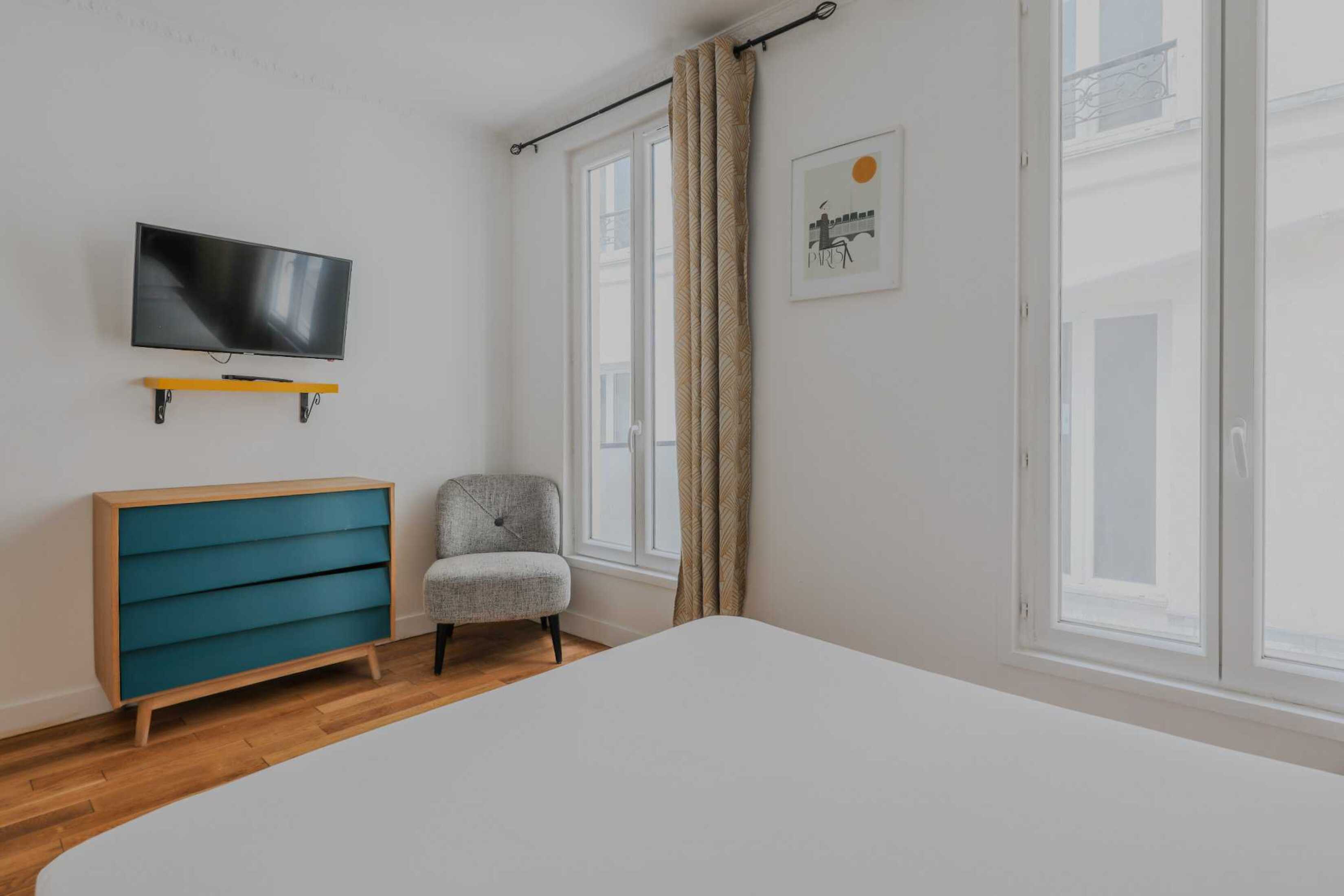 Great 1BR/4P apartment - Bastille - 1 - Tap to explore photos