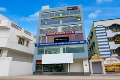 Hotel O R Eleven