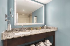 DoubleTree Suites by Hilton Tampa Bay