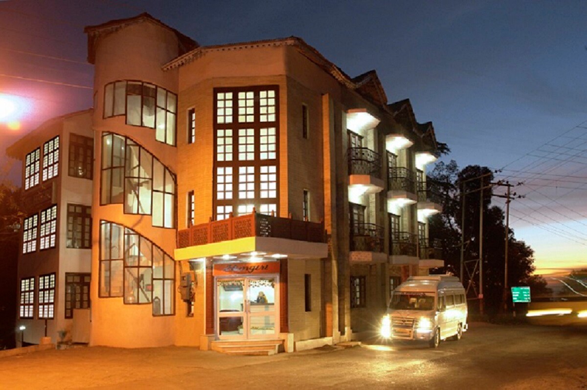 Hotel Himgiri Dalhousie - Tap to explore photos
