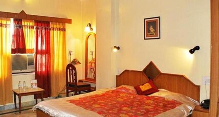 Hotel Banipark Palace Room Type - Super Deluxe