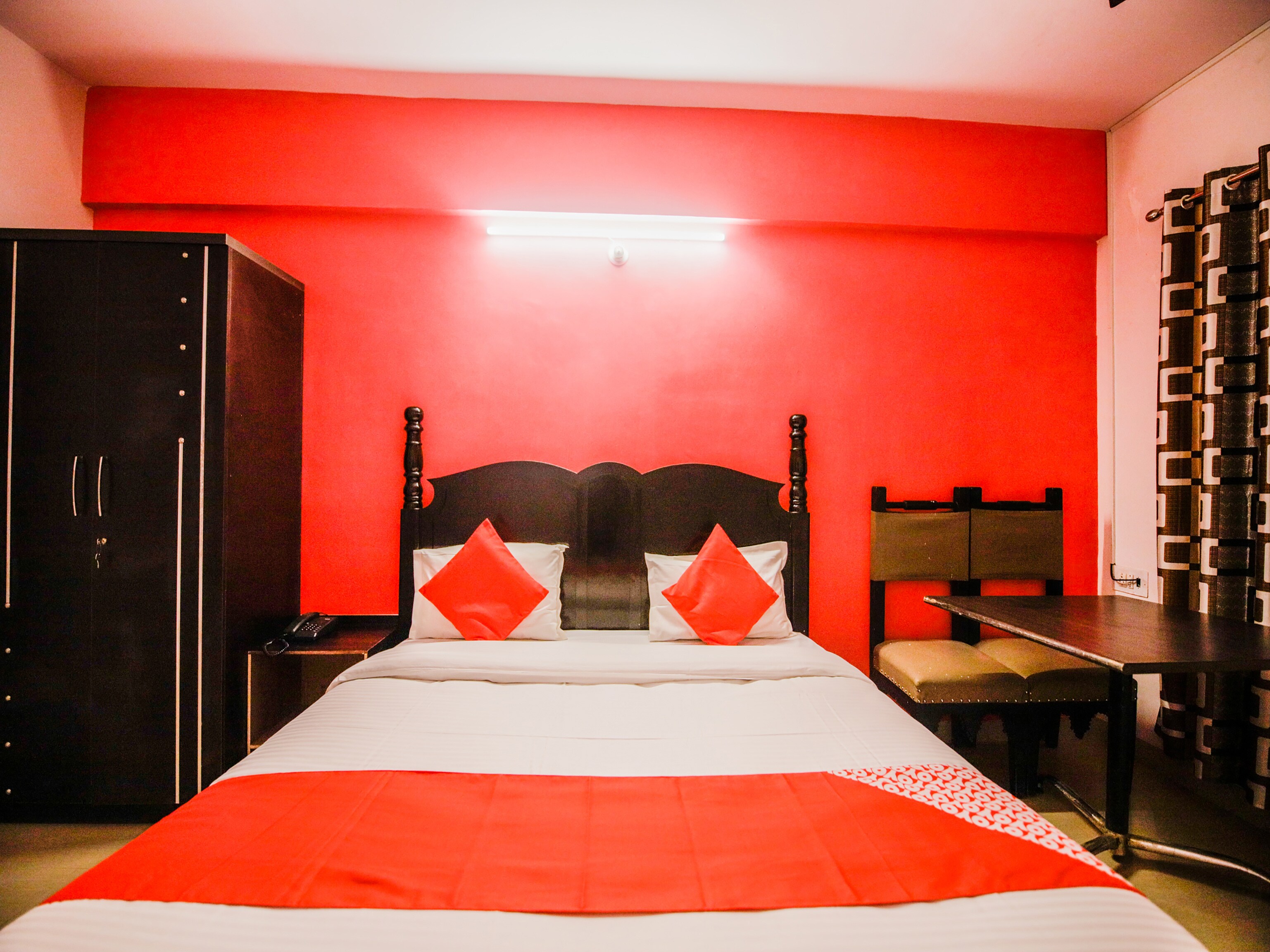 Hotel O KARANI DARSHAN - Tap to explore photos
