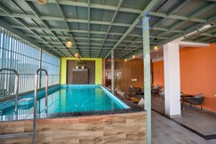 Hotel Sparkle Inn Just 400 Meters From Udaipur Railway Station