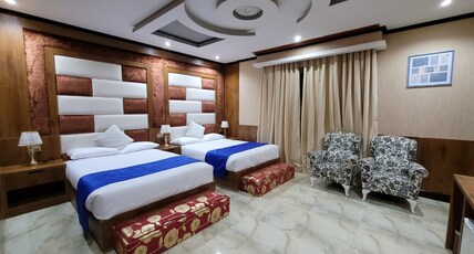 Camphor Hotel Room Type - Deluxe Quadruple Room