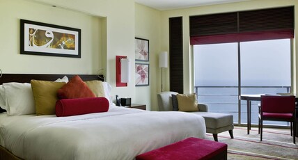 Sofitel Al Khobar The Corniche Room Type - LUXURY ROOM, 1 Queen Size Bed,  Sea View
