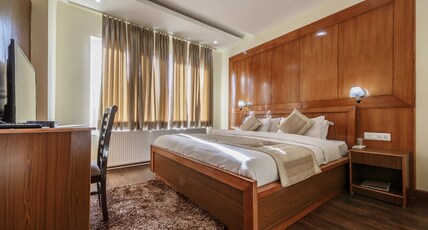 Reenam Hotel Room Type - Superior Suite Room