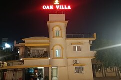 Oak Villa