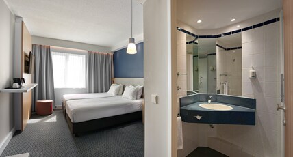 Holiday Inn Express Antwerp City-North Room Type - 2 Single Standard Harbour View with Free Breakfast