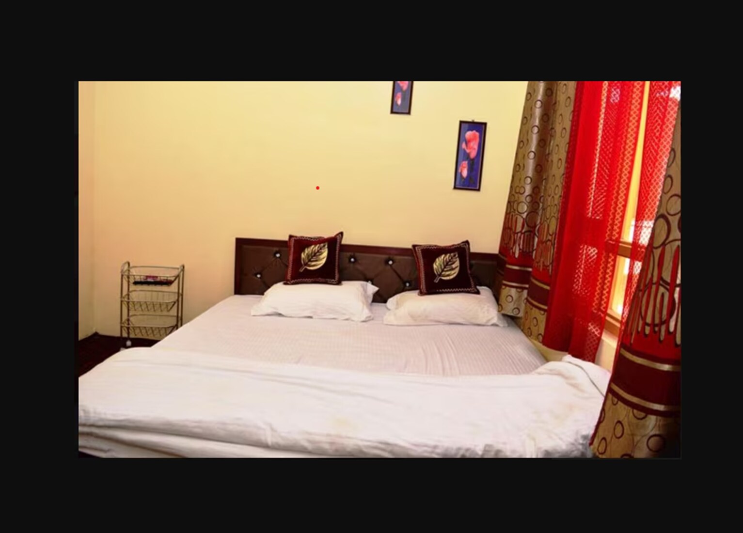 Shaw Inn - Tap to explore photos