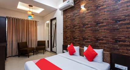Hotel Suncity, Thaltej Room Type - Deluxe Room