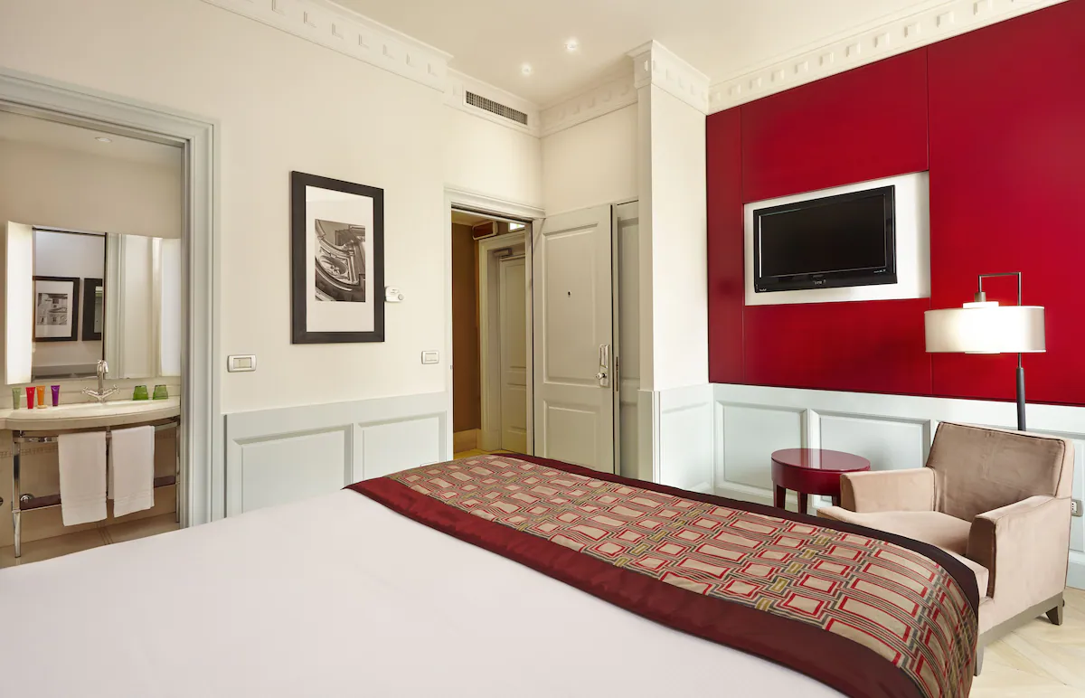 Hotel Indigo ROME - ST. GEORGE, an IHG hotel Room Type - 1 Queen Standard Accessible Room Hotel Indigo ROME - ST. GEORGE, an IHG hotel Room Type - 1 Queen Standard Accessible Room