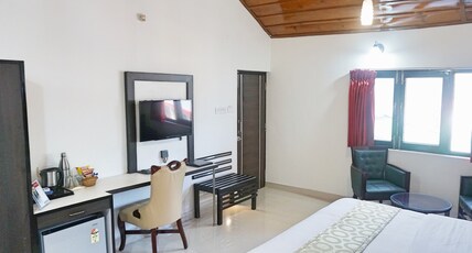Ess & Bee Resorts Room Type - Super Deluxe