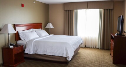 Holiday Inn Express Walla Walla, an IHG Hotel Room Type - 1 King Standard Mobility Accessible Tub Holiday Inn Express Walla Walla, an IHG Hotel Room Type - 1 King Standard Mobility Accessible Tub