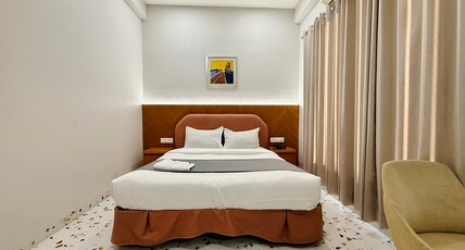 Hotel Citadel Inn Room Type - Deluxe Room