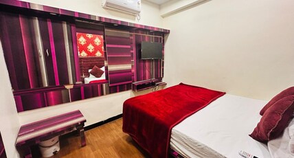 Hotel Wizard Palace Room Type - Standard AC Double Bed Room