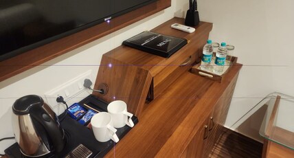 Basseraa Comfort Stay Room Type - Deluxe Rooms