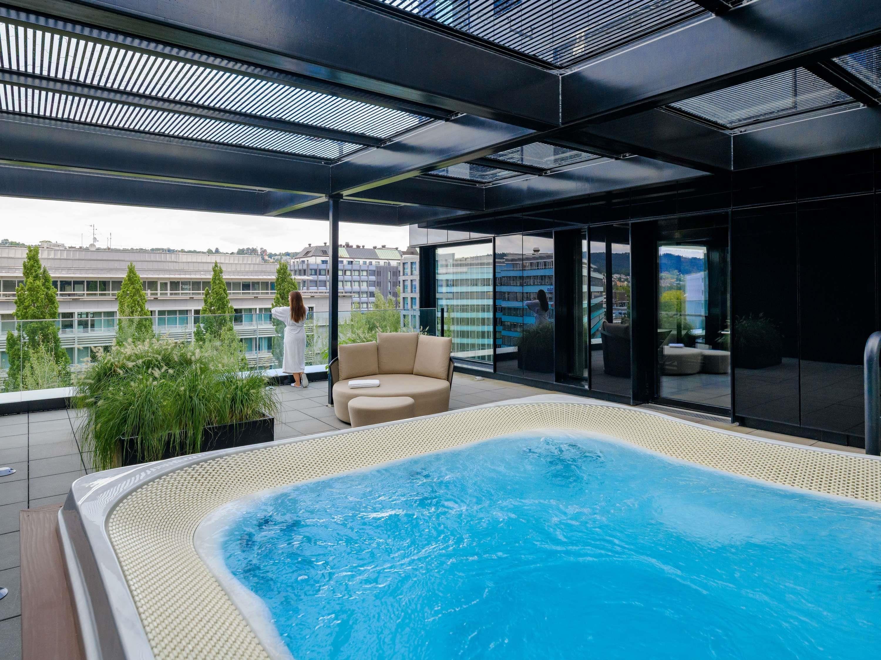 Mercure Zurich City - Tap to explore photos