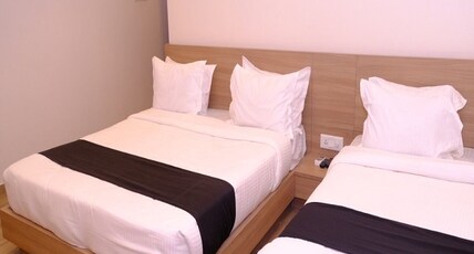Poseidon Inn Room Type - Family room
