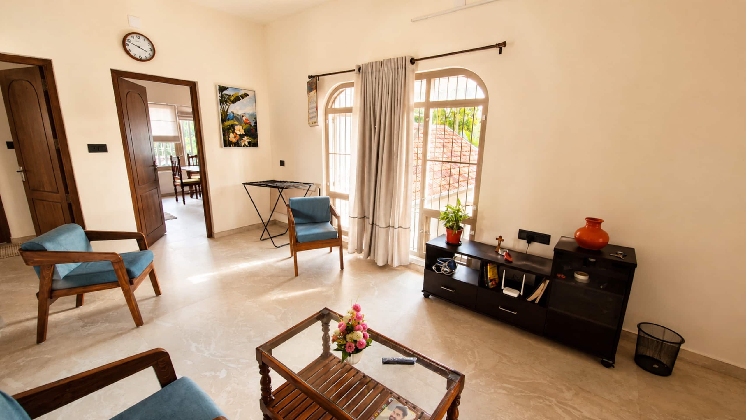 Cobblestone Cottage 2BHK Upper Floor - Tap to explore photos