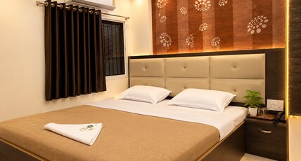 HOTEL ROYAL REGENCY Room Type - Executive Non AC Room HOTEL ROYAL REGENCY Room Type - Executive Non AC Room