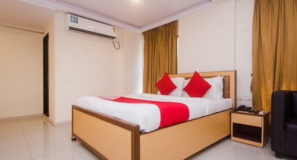Capital O Orbit Inn Near Infiniti Mall Room Type - Deluxe