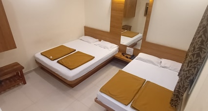 Shree Balaji Lodging Room Type - 4 Bed Room Non Ac Shree Balaji Lodging Room Type - 4 Bed Room Non Ac