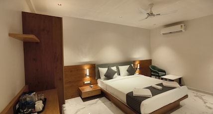 Hotel Arya Executive Pune Room Type - Super Deluxe Ac Room Hotel Arya Executive Pune Room Type - Super Deluxe Ac Room
