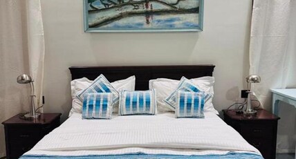 GG Bed & Breakfast Room Type - Deluxe Room With Balcony