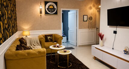 Cinema Experience Luxury 2BHK The Golden Haven Room Type - Cinema Experience Luxury 2BHK The Golden Haven