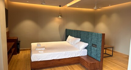 V HOTEL Room Type - Premium Suite Room