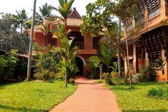 Gods Own Country Resort by Bestinn Leisure