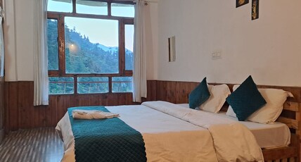 Undiscovered Mountains Hotel and Restaurant Room Type - Deluxe Room