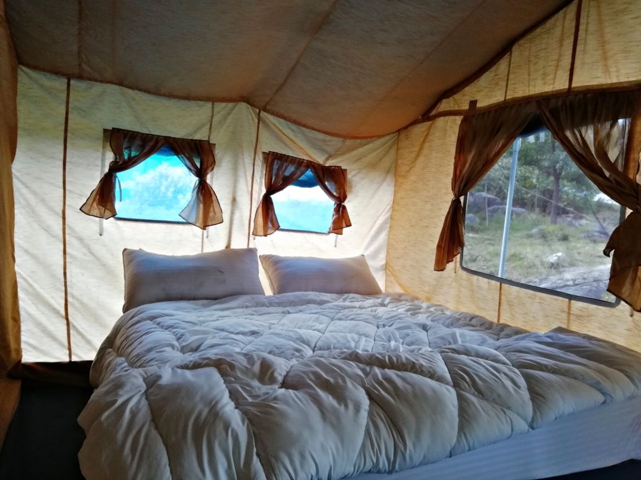 Winterfell - North to Remember | Tents & Wi-Fi - Tap to explore photos