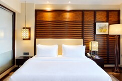 Radisson Blu Plaza Resort & Convention Centre Karjat