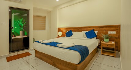 Moonic Days Infopark Room Type - Premium King Room