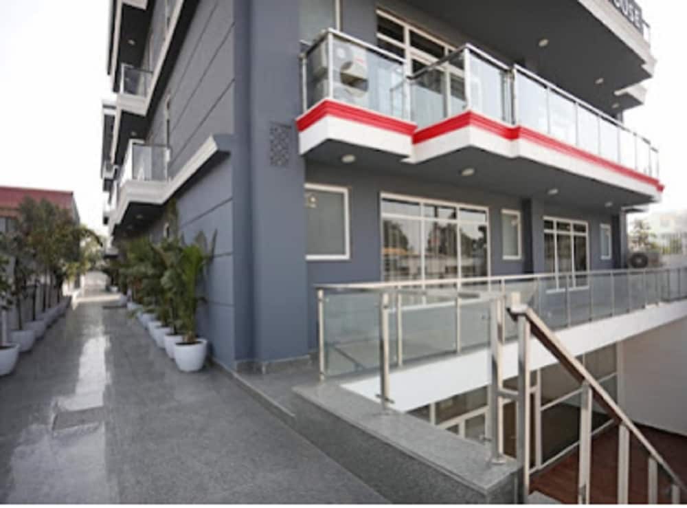 Hotel Wedlock Sector 47. - Tap to explore photos