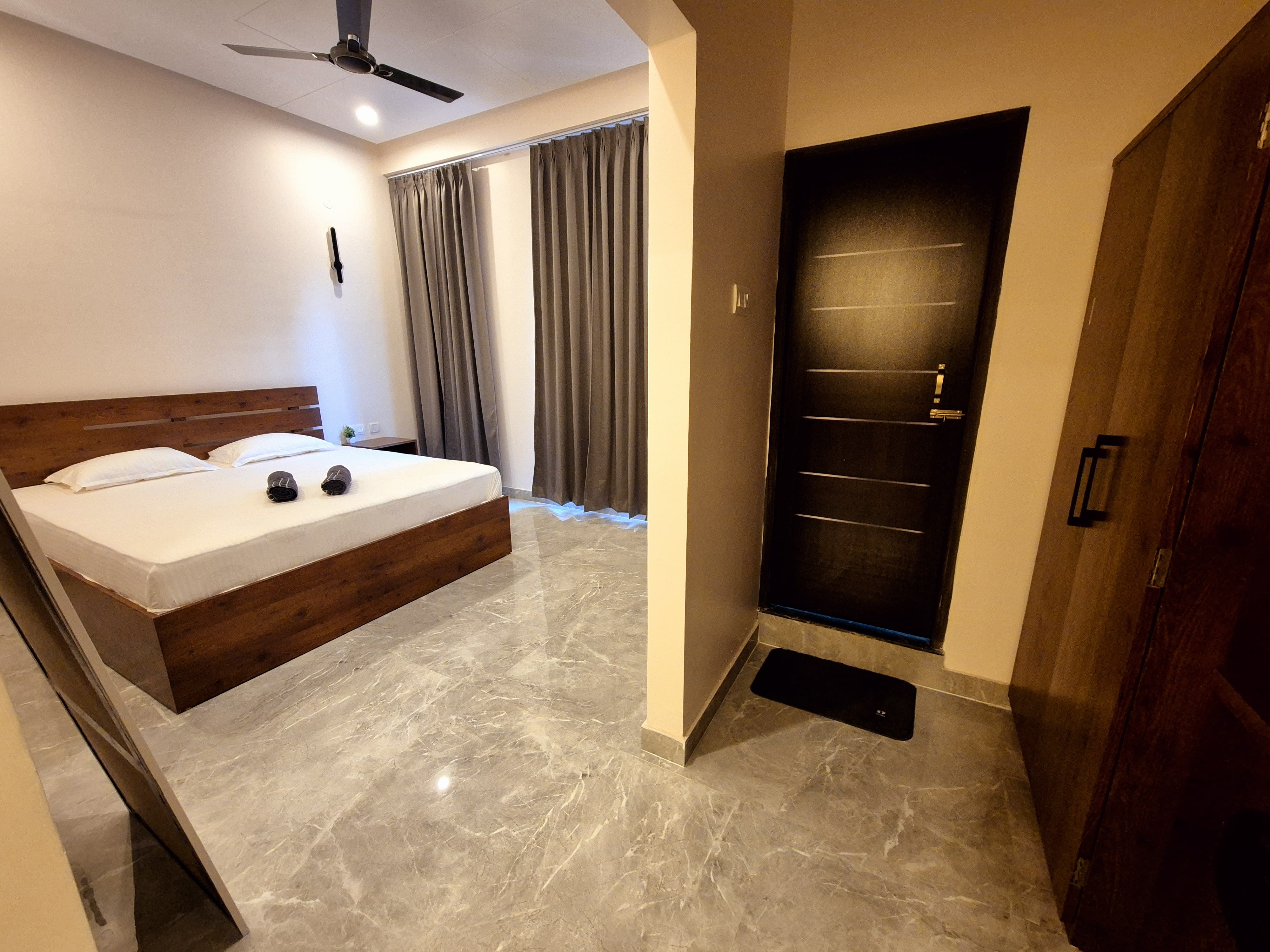 Antares Group Luxe Apartment | 5Min From Apollo Hospital - Tap to explore photos