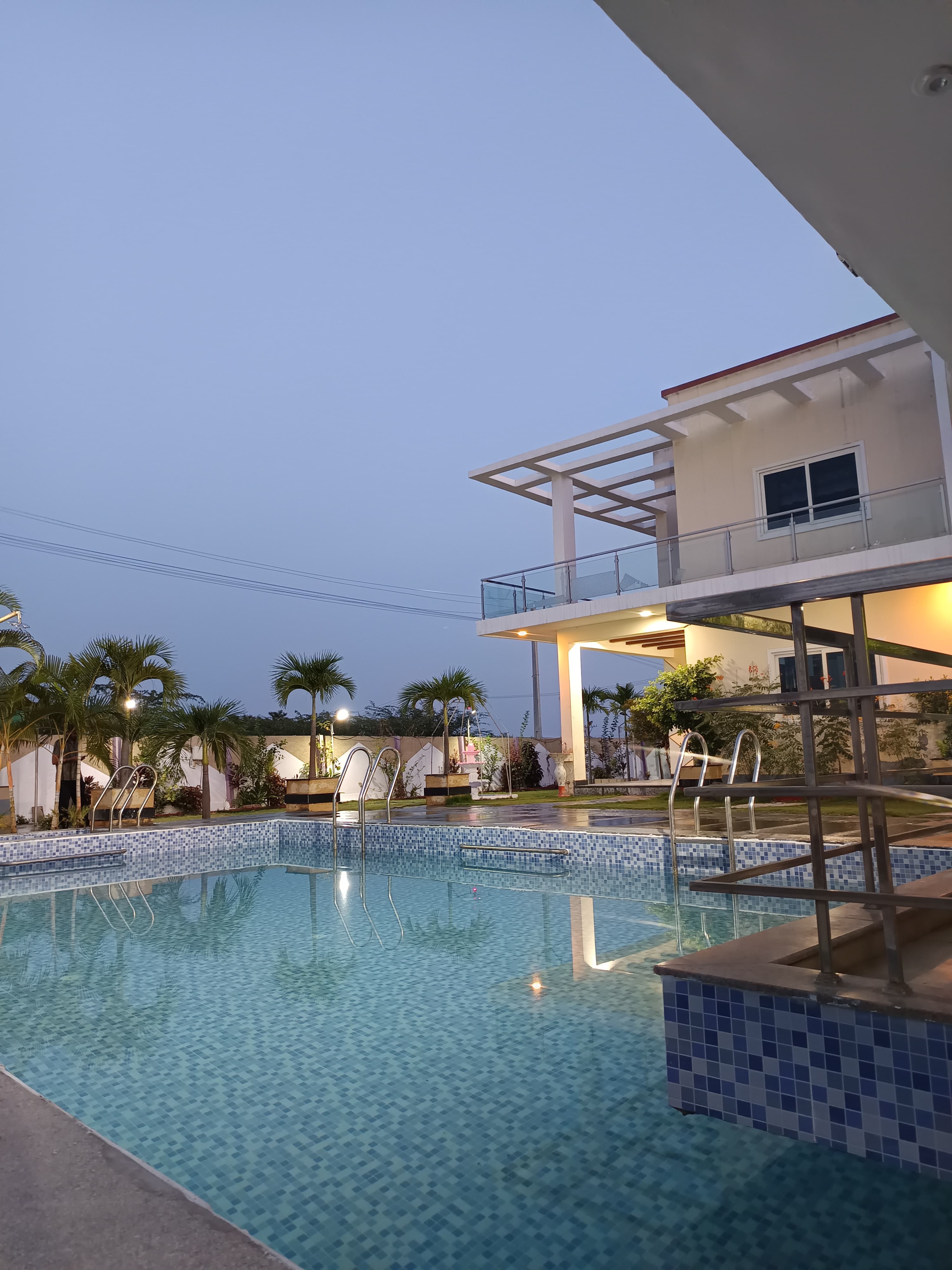 Merlin Farmhouse 4BHK, Private Pool, BBQ, Bonfire - Tap to explore photos