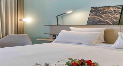 Novotel BH Savassi Room Type - Superior Room - 1 queen size bed