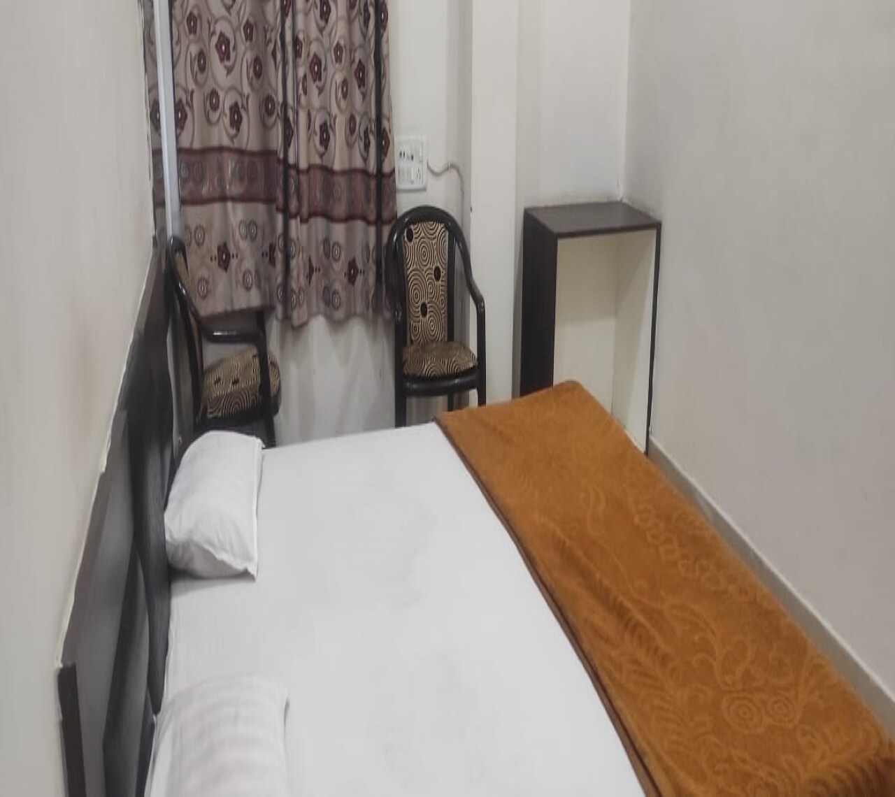 Narayan Guest House - Tap to explore photos
